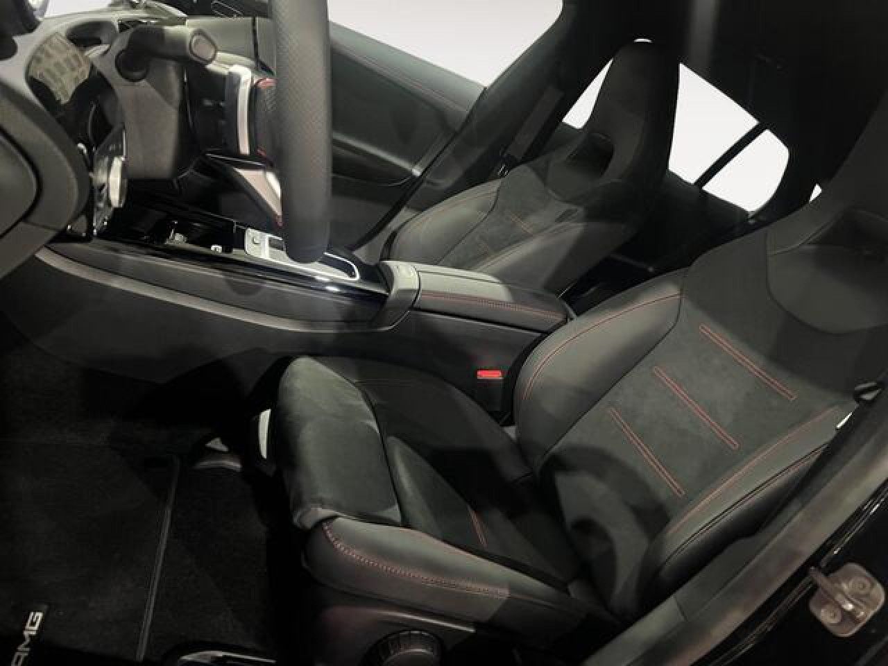 Imagem do veículo 6 / 14