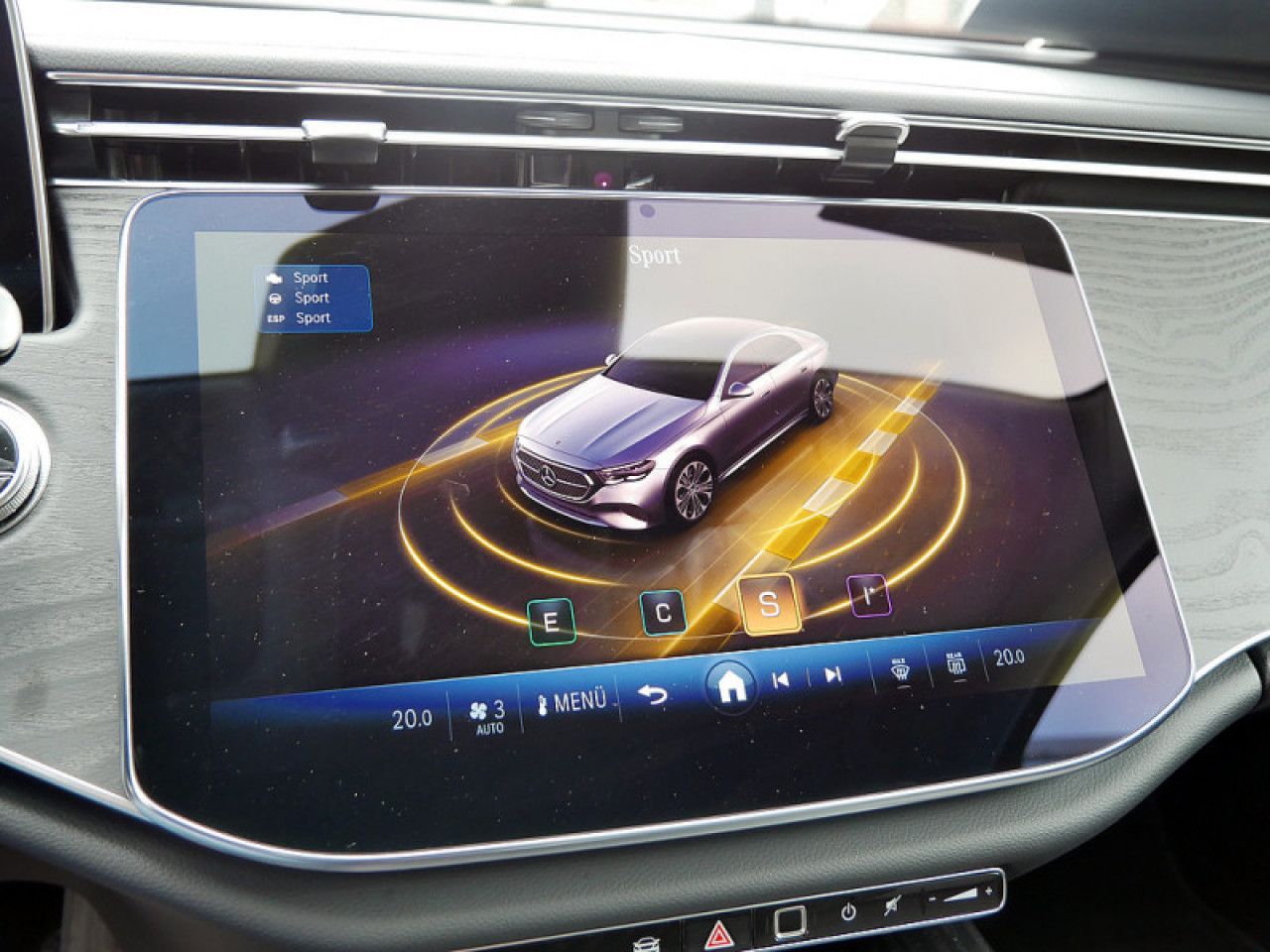 Mercedes-Benz E-Klasse – Bild 17