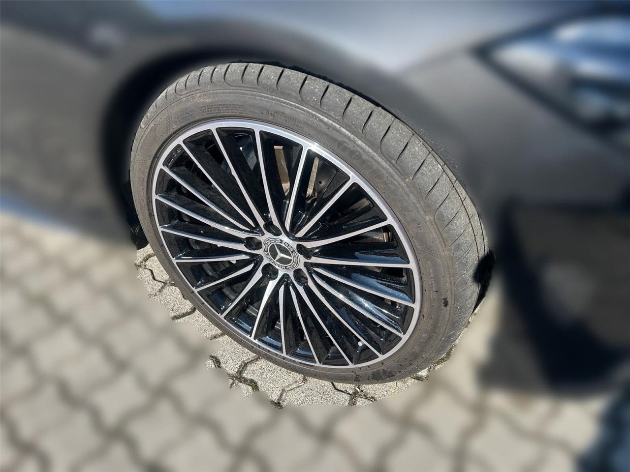 Fahrzeugbild 8 / 24