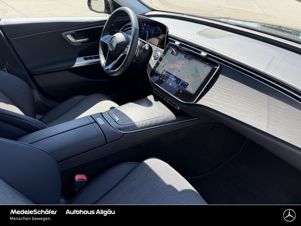 Mercedes-Benz E-Klasse – Bild 12