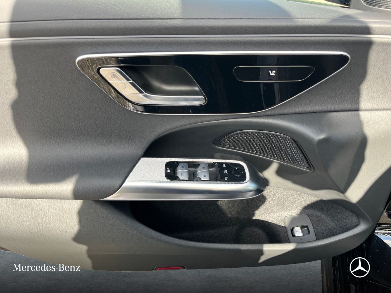 Mercedes-Benz E-Klasse – Bild 10