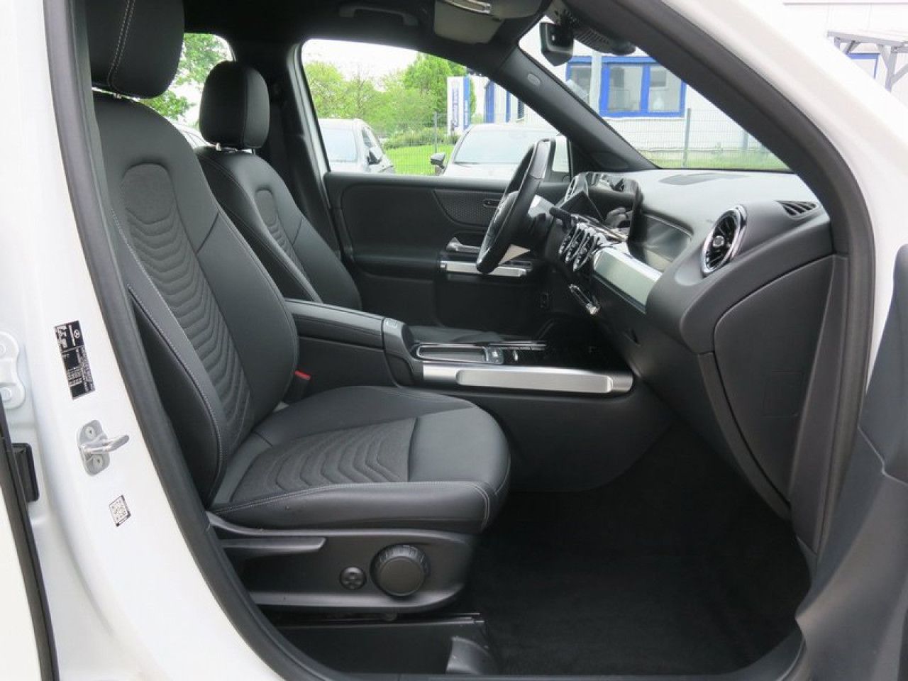 Mercedes-Benz GLB – Bild 8