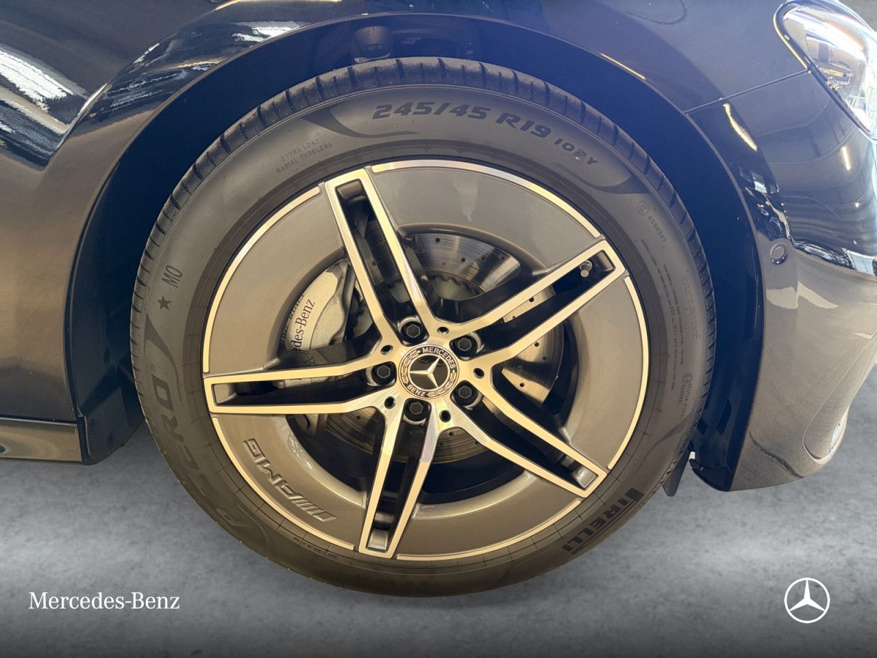 Mercedes-Benz E-Klasse – Bild 2