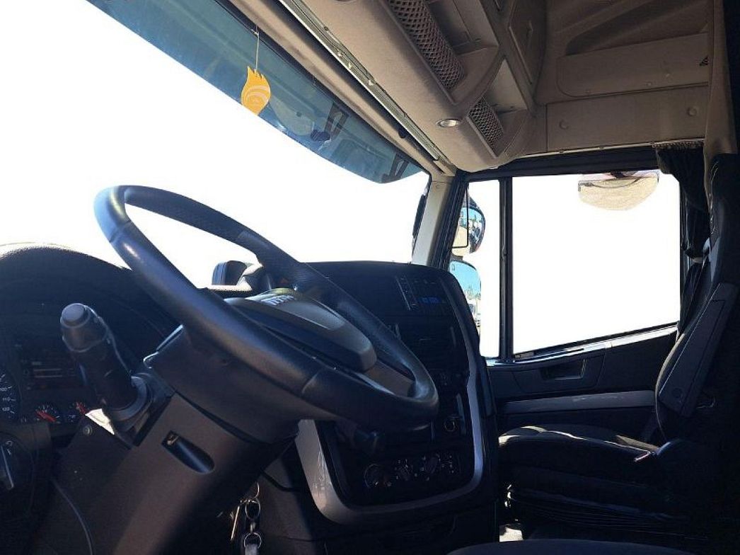 IVECO | AS440S48T/FP LT XP