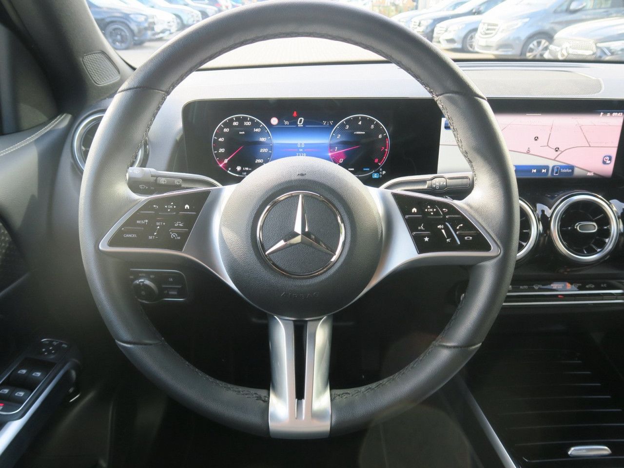 Mercedes-Benz GLB – Bild 18