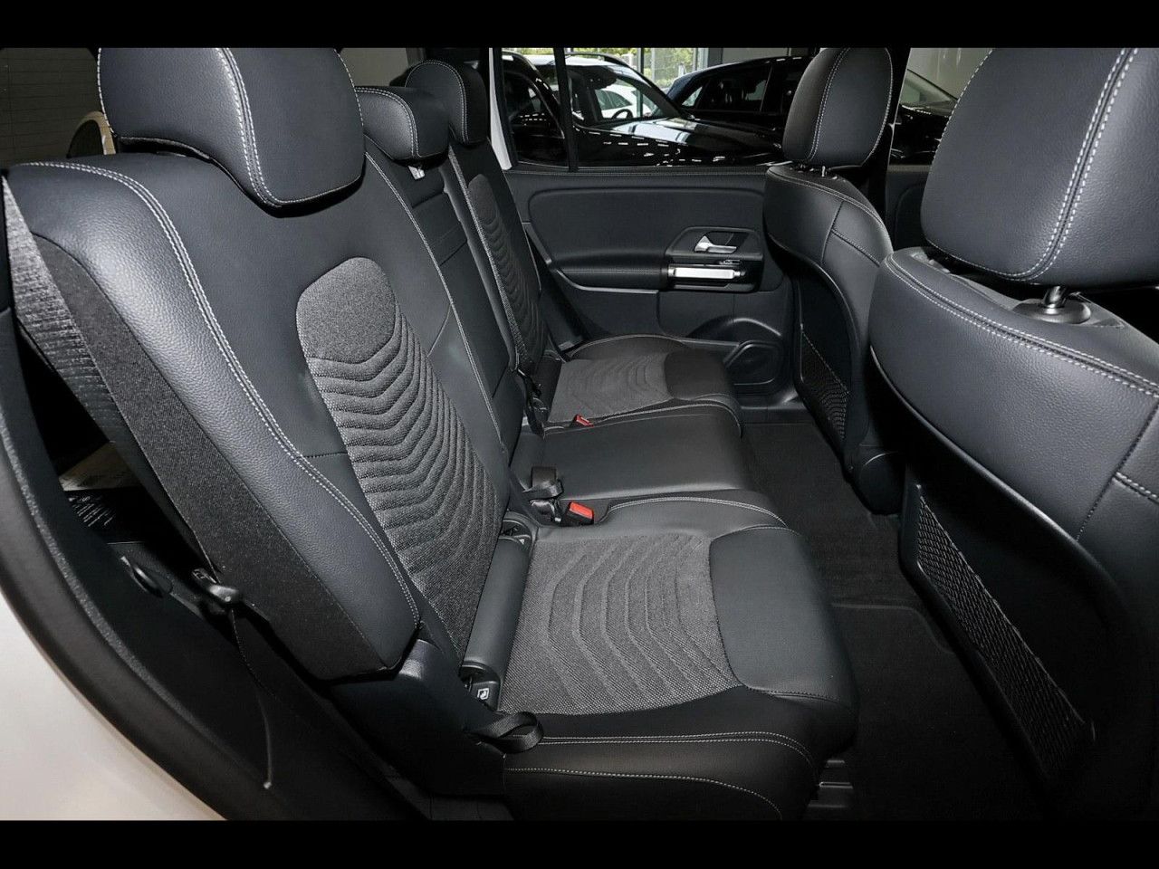 Mercedes-Benz EQB – Bild 7