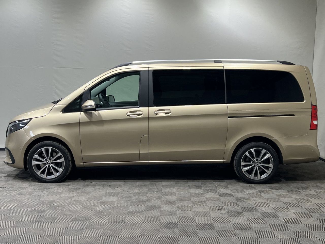 Mercedes-Benz V-Klasse – Bild 12
