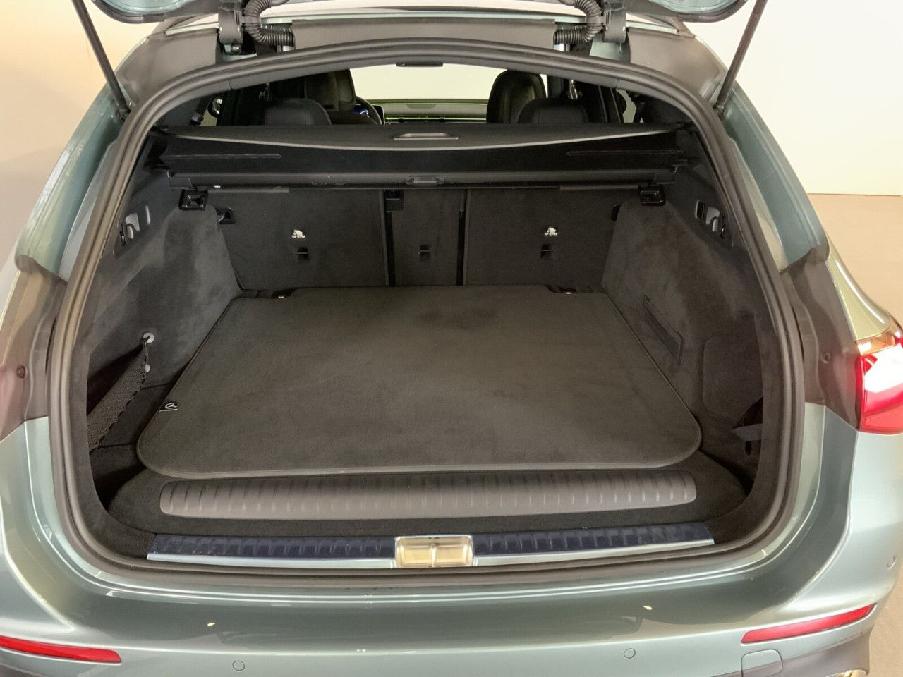 Mercedes-Benz E-Klasse – Bild 7