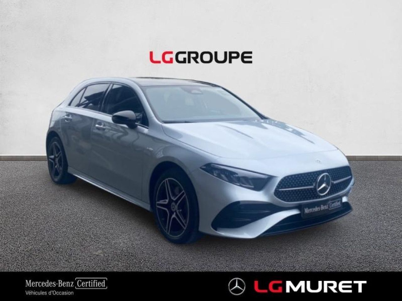 Photo du v&eacute;hicule 3 / 18