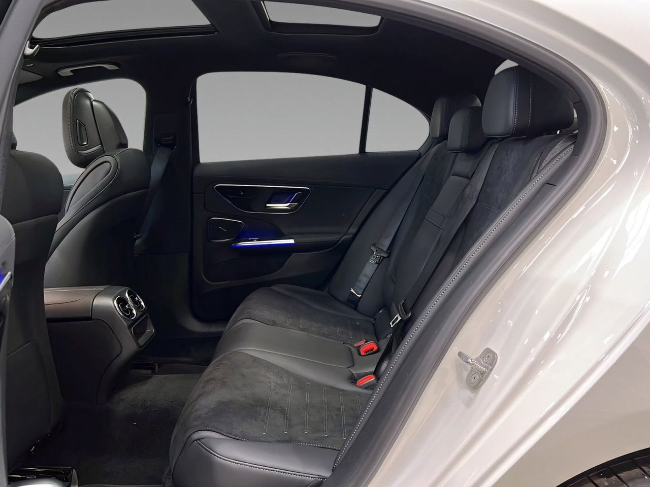 Mercedes-Benz C-Klasse – Bild 8