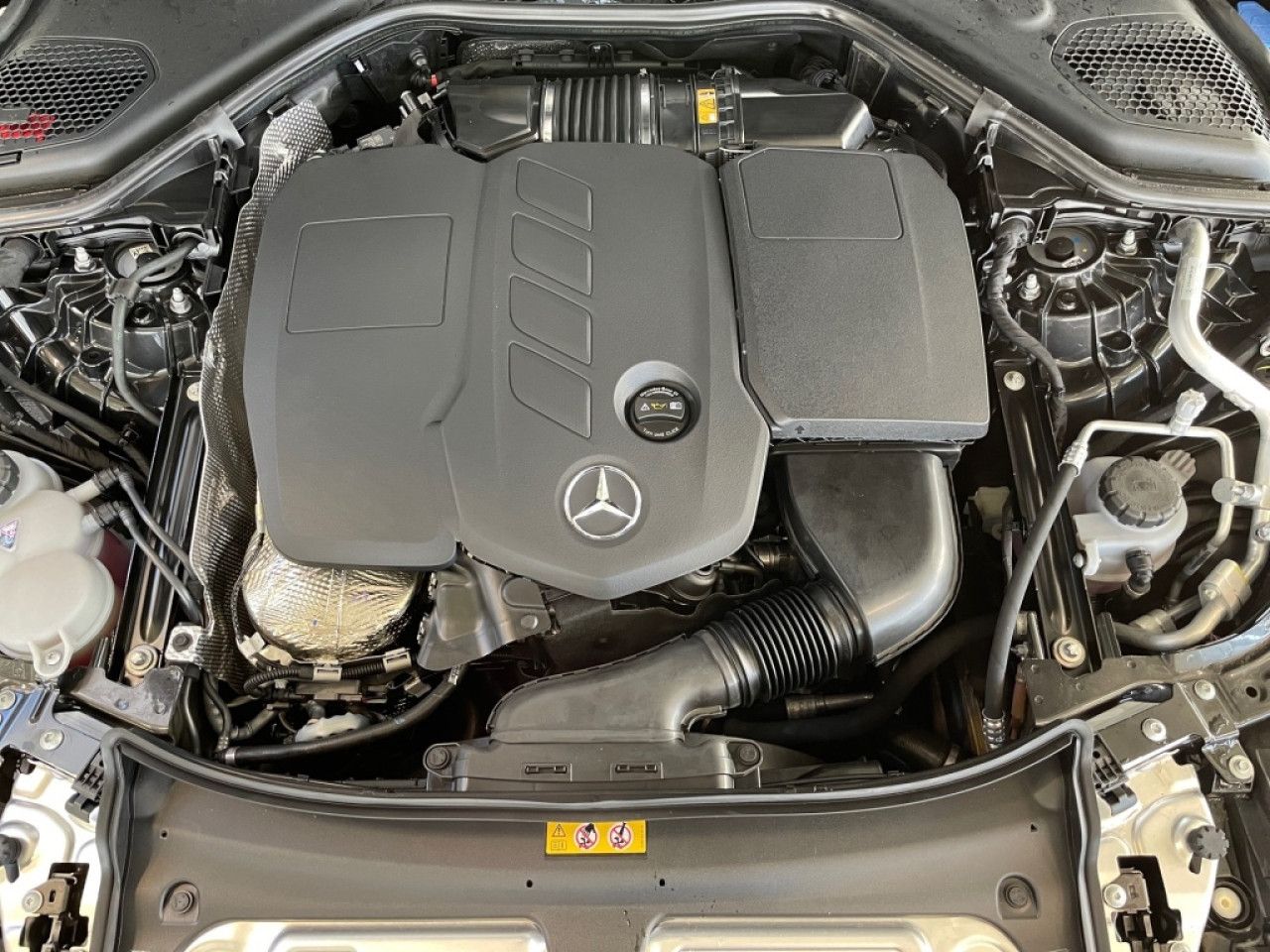 Mercedes-Benz E-Klasse – Bild 4