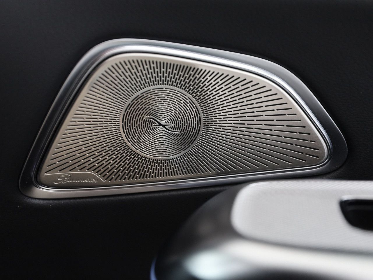 Mercedes-Benz E-Klasse – Bild 18