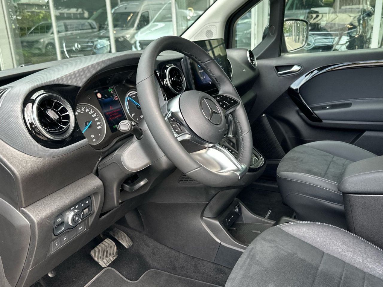 Mercedes-Benz EQT – Bild 6