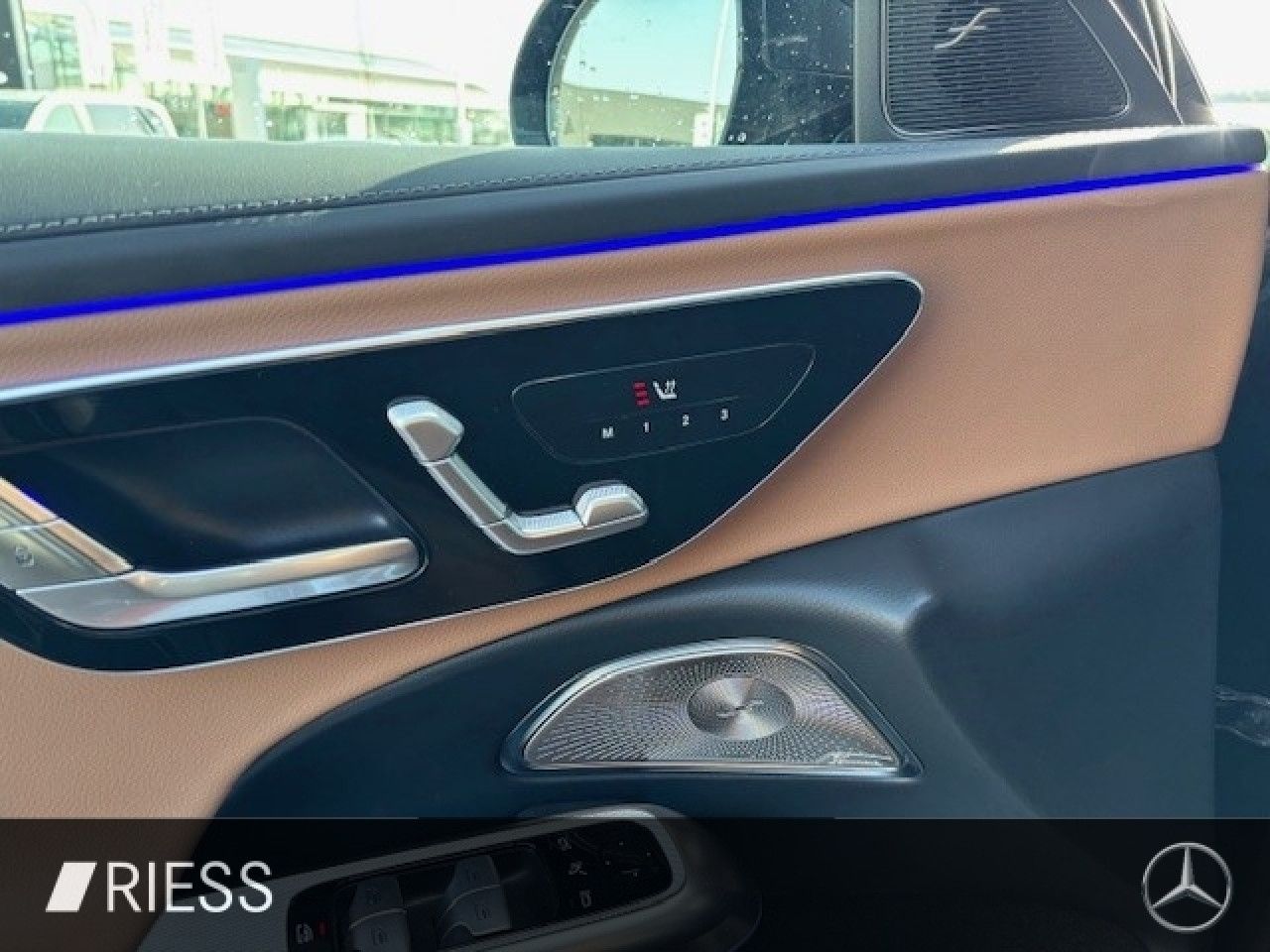 Mercedes-Benz E-Klasse – Bild 15