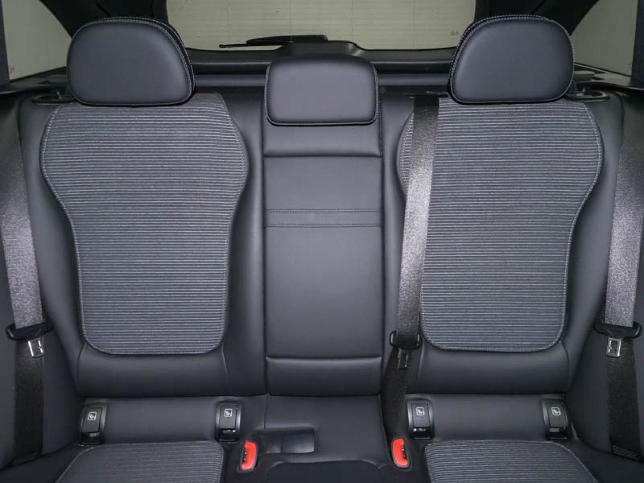 Mercedes-Benz C-Klasse – Bild 8