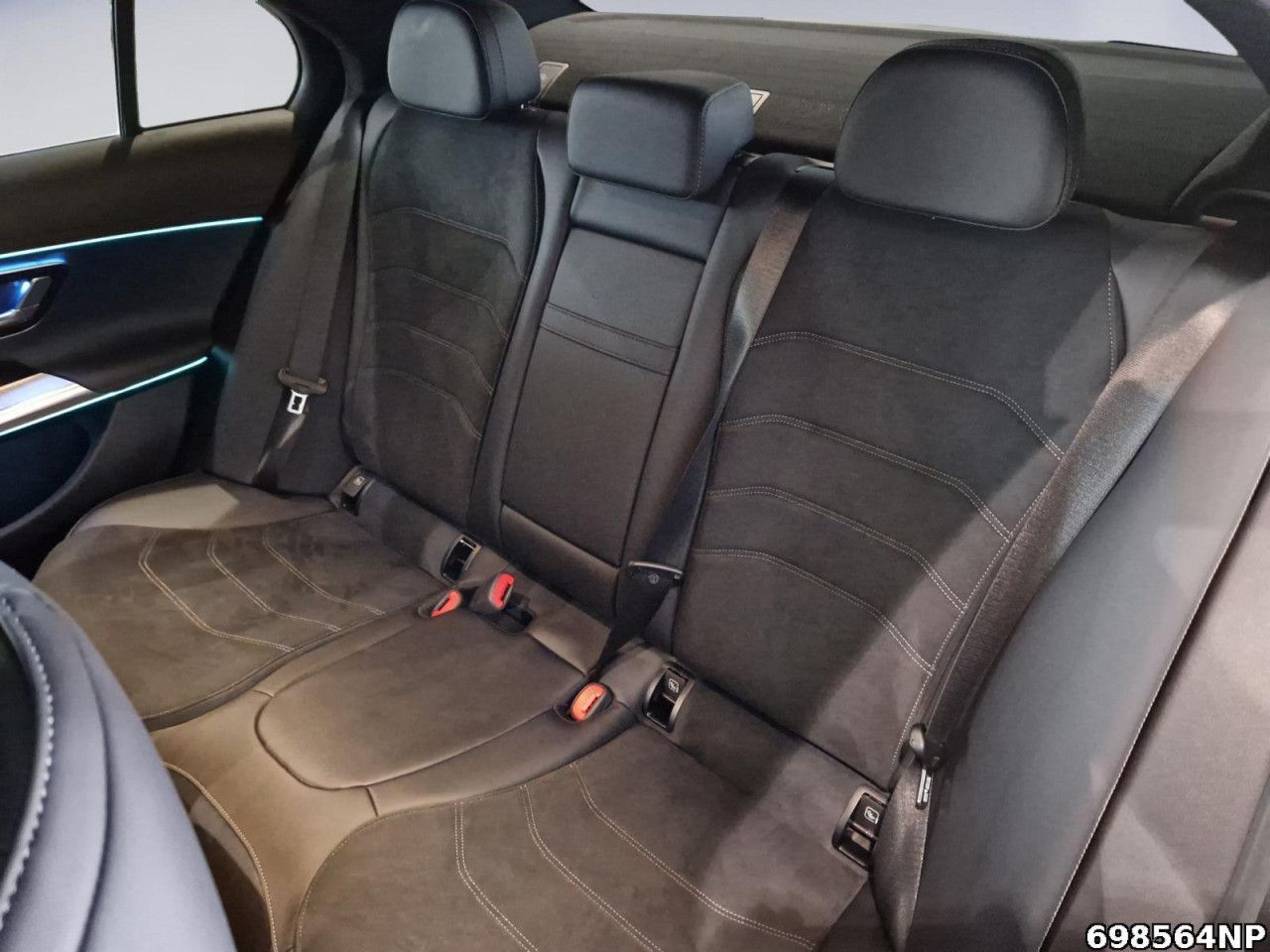 Mercedes-Benz E-Klasse – Bild 11