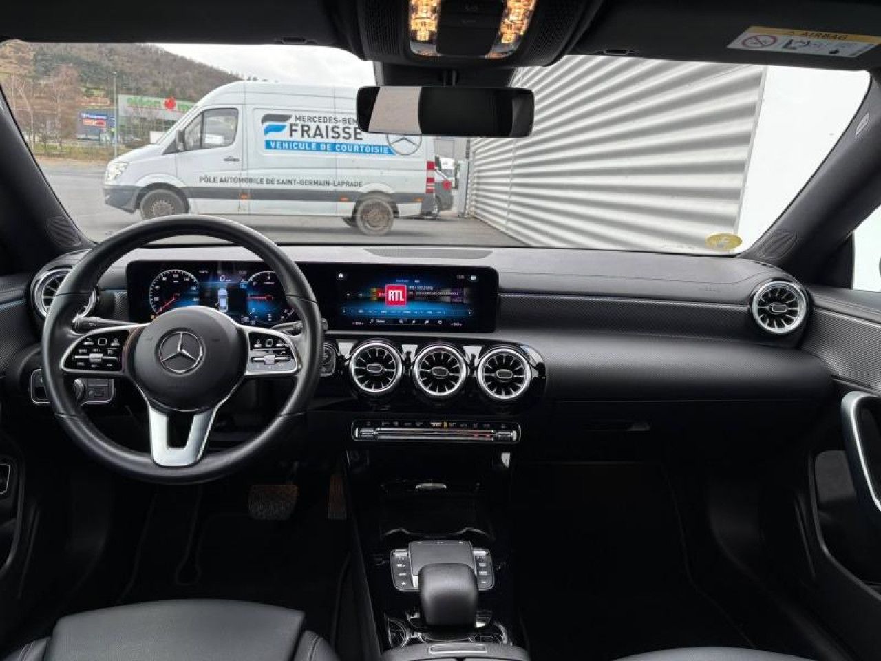 Photo du v&eacute;hicule 8 / 13