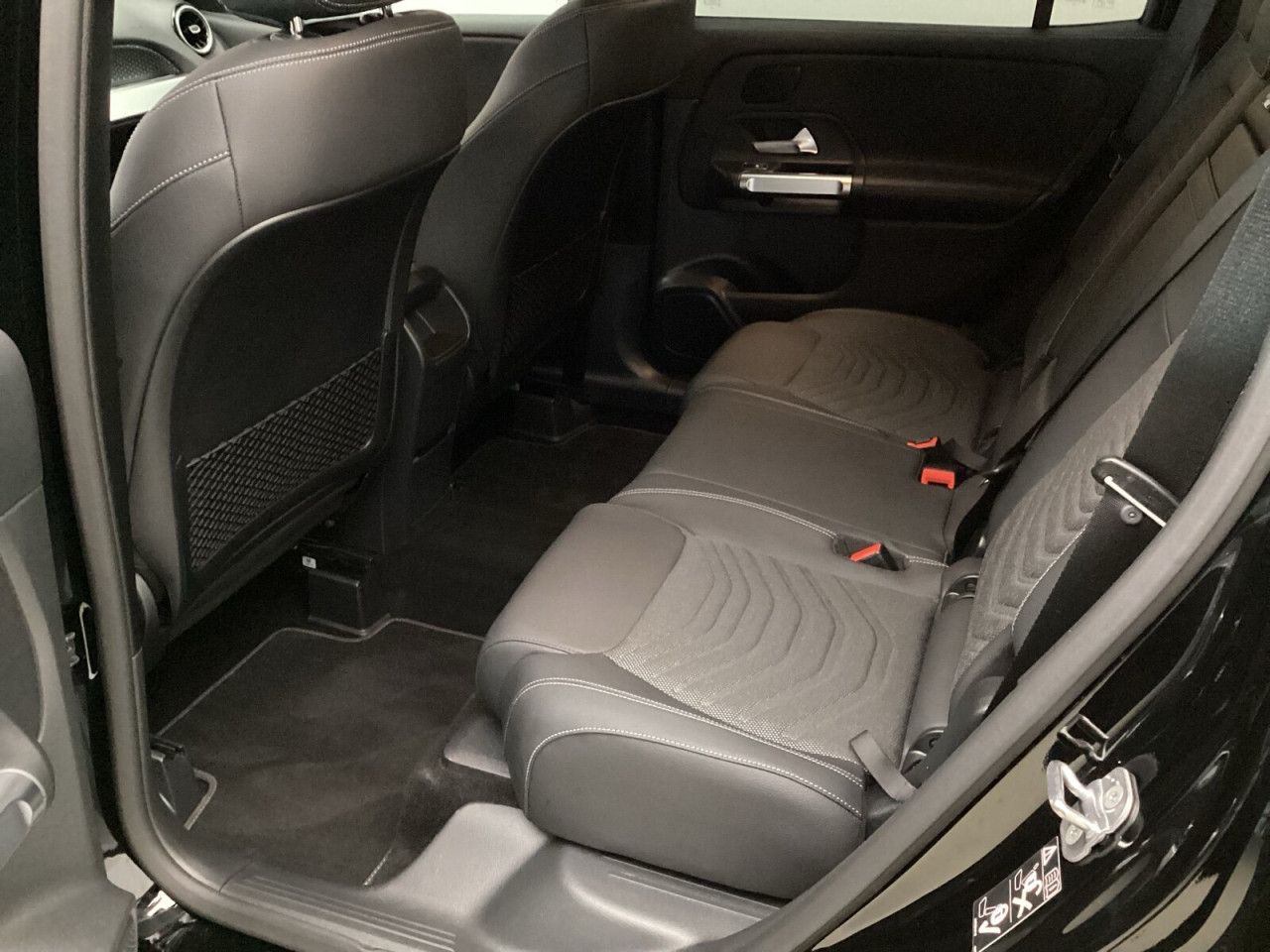 Mercedes-Benz GLB – Bild 18