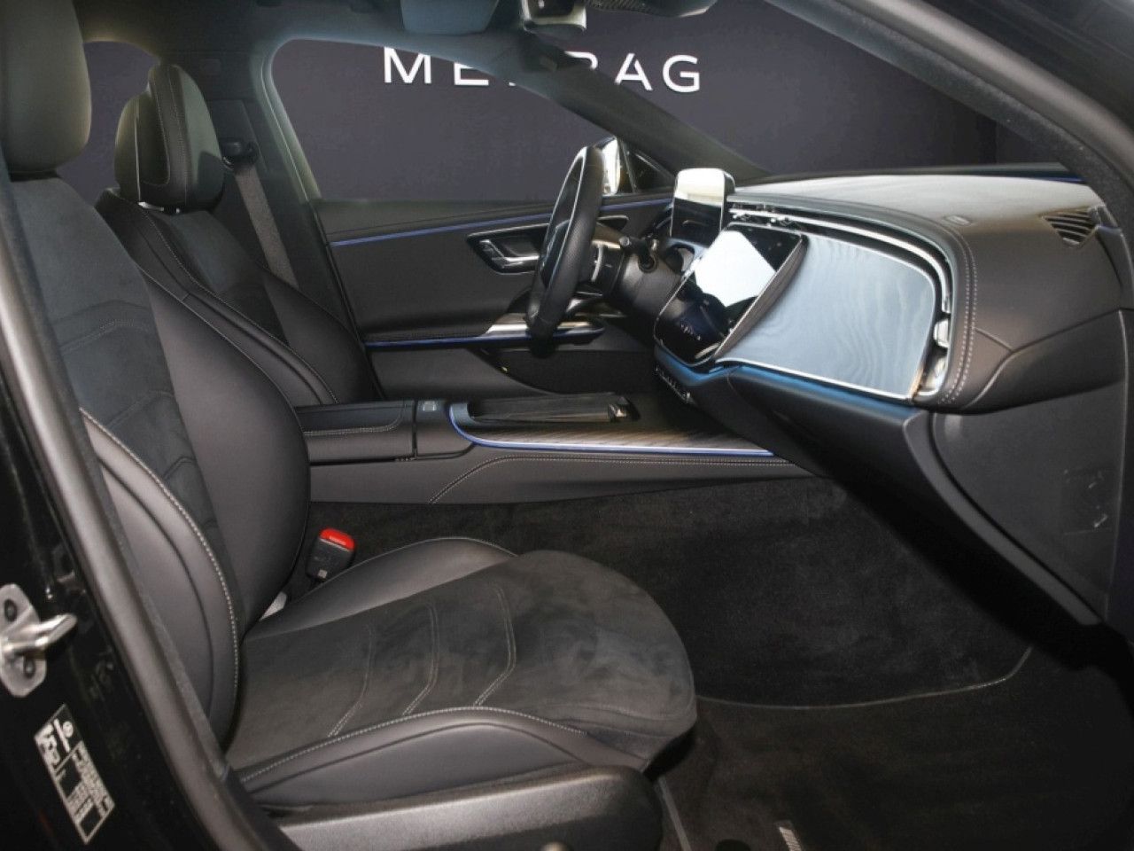 Mercedes-Benz E-Klasse – Bild 8