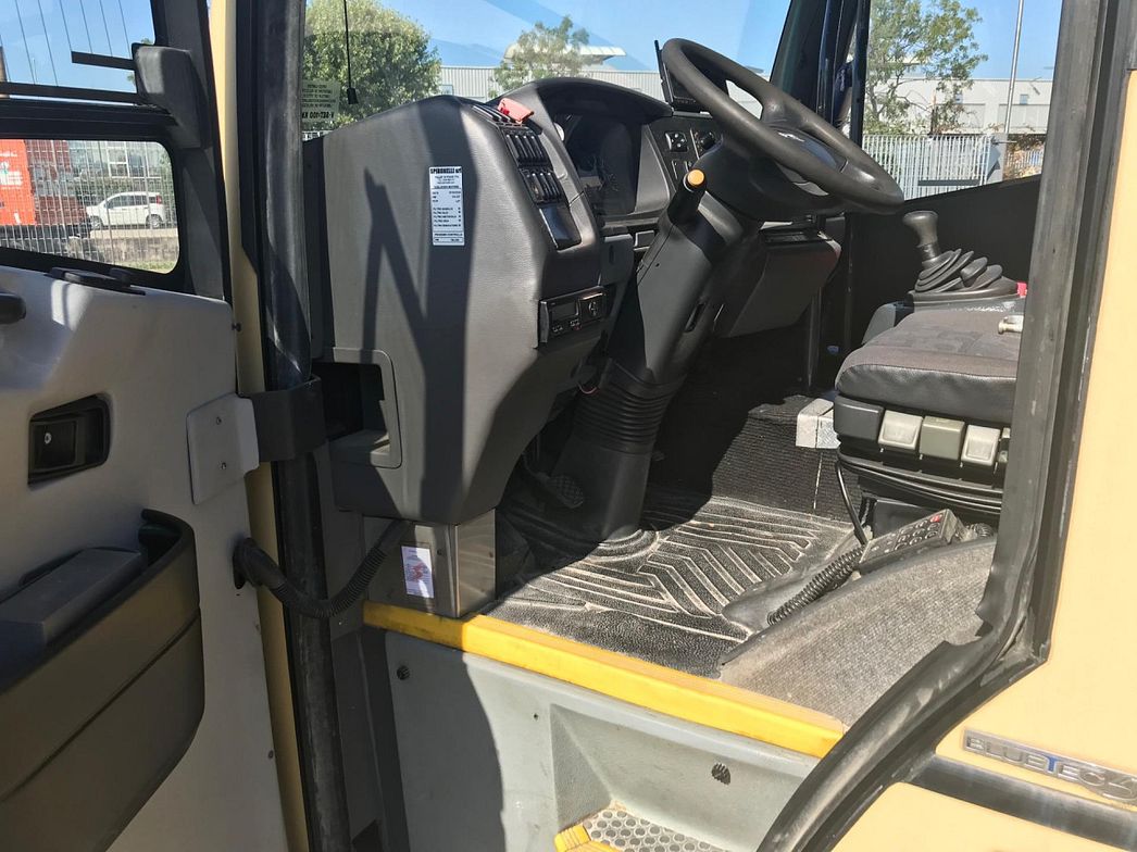 Mercedes-Benz | ATEGO SITCAR SCUOLABUS 54+3+1