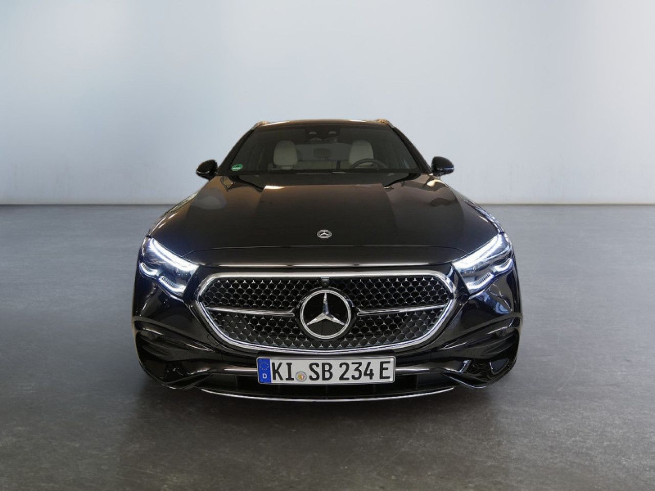 Mercedes-Benz E-Klasse – Bild 2
