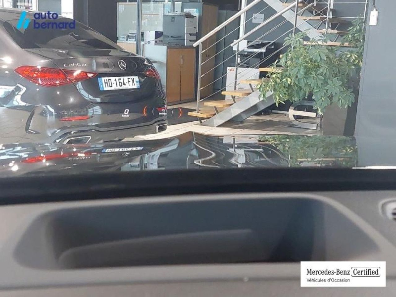 Photo du v&eacute;hicule 16 / 18