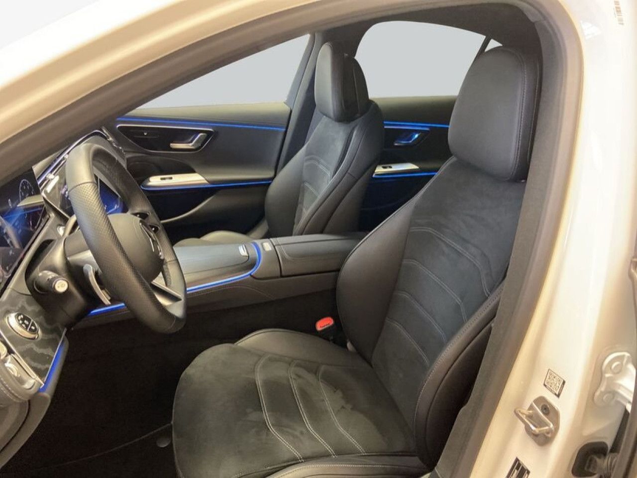 Mercedes-Benz E-Klasse – Bild 10