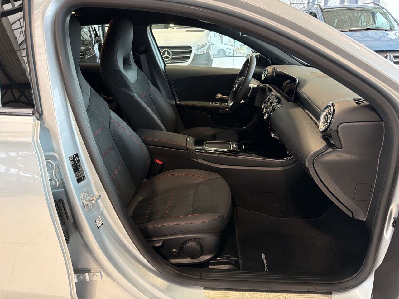 Fahrzeugbild 16 / 18