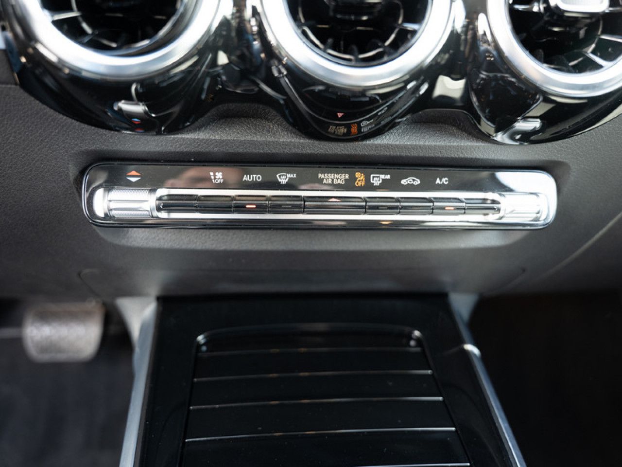 Mercedes-Benz GLB – Bild 14