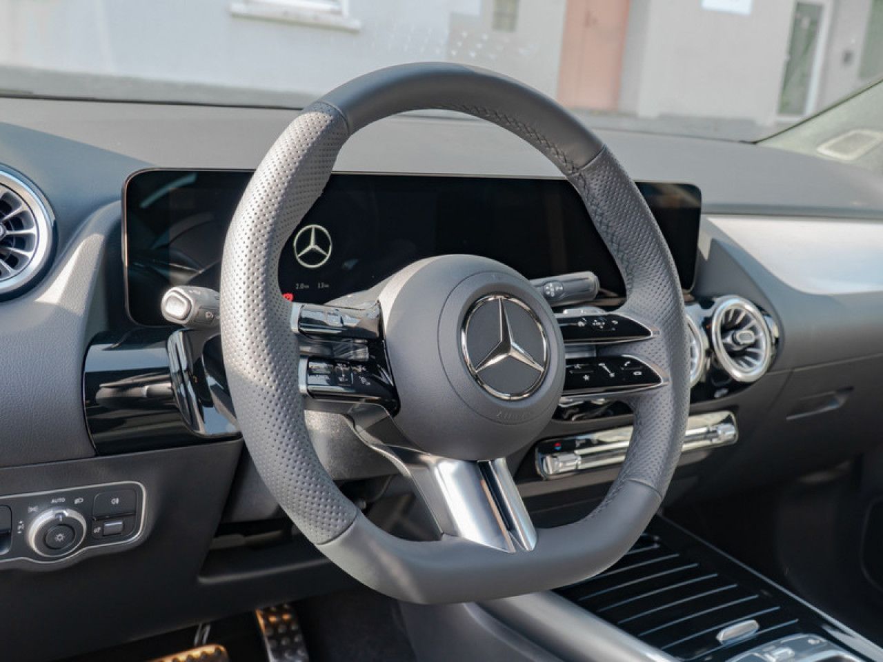 Mercedes-Benz GLA – Bild 11
