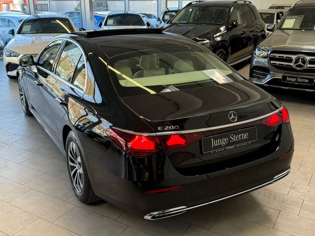 Mercedes-Benz E-Klasse – Bild 3