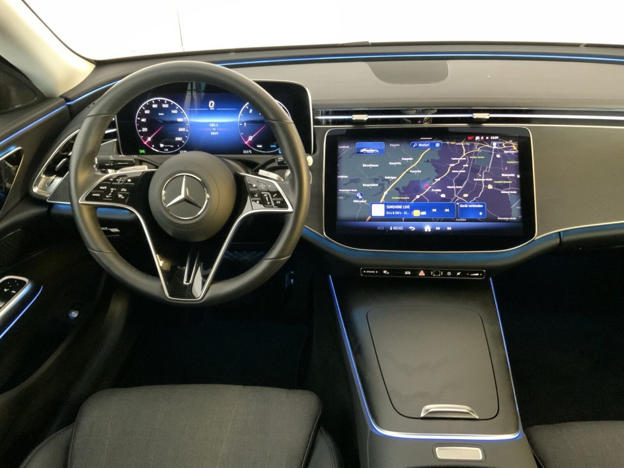Mercedes-Benz E-Klasse – Bild 9