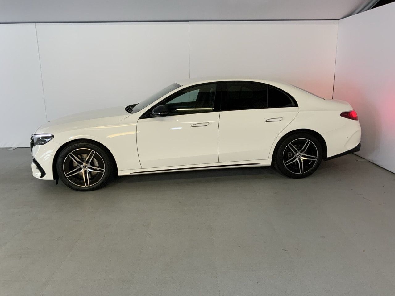 Mercedes-Benz E-Klasse – Bild 3