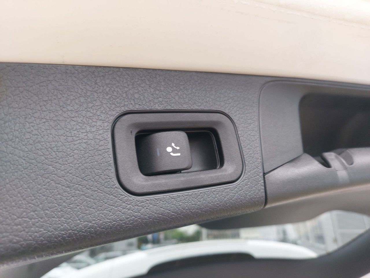 Fahrzeugbild 13 / 14