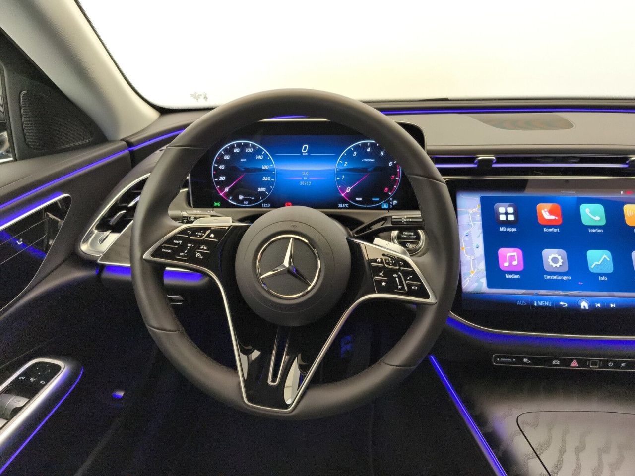 Mercedes-Benz E-Klasse – Bild 13