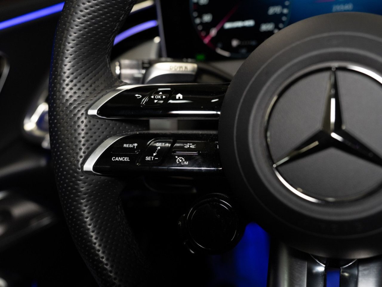 Mercedes-Benz E-Klasse – Bild 10