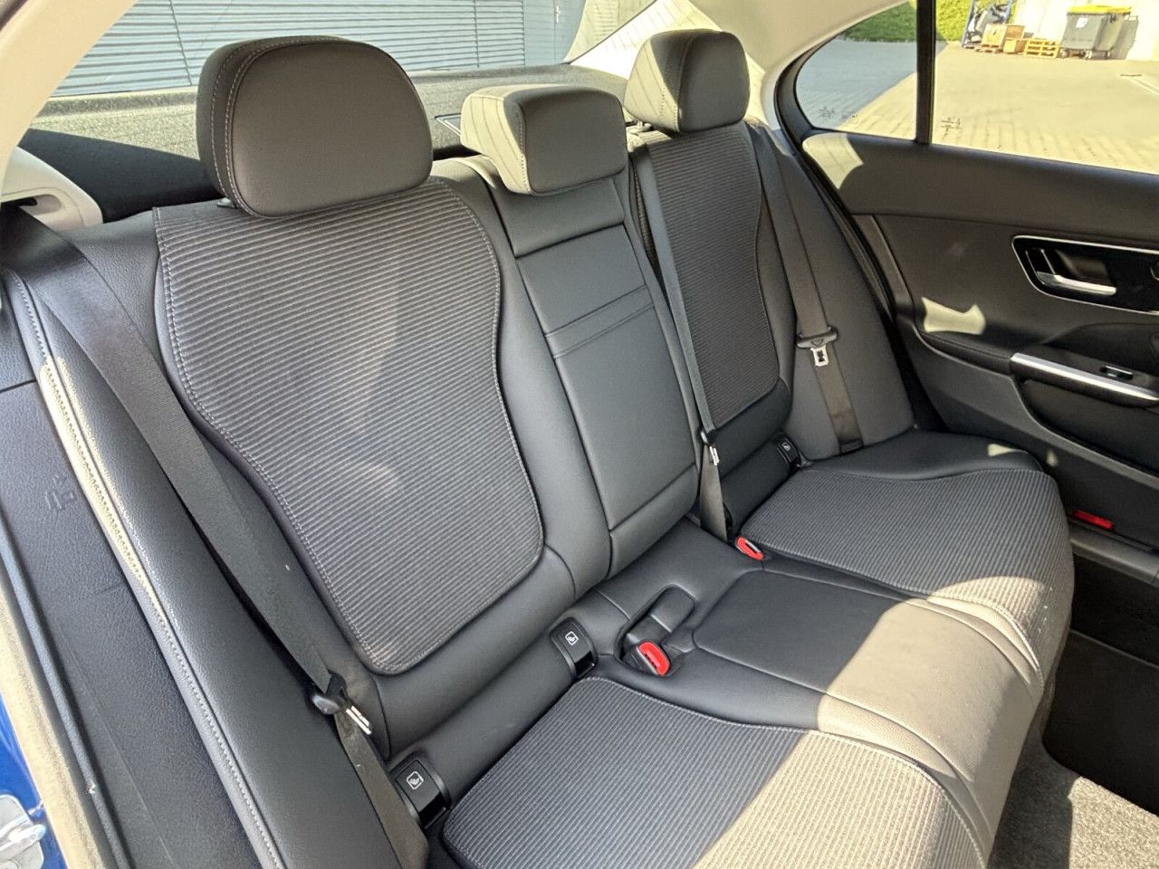 Mercedes-Benz C-Klasse – Bild 17
