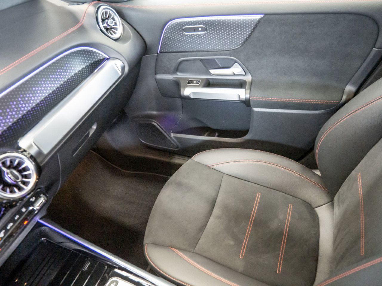 Mercedes-Benz EQB – Bild 15