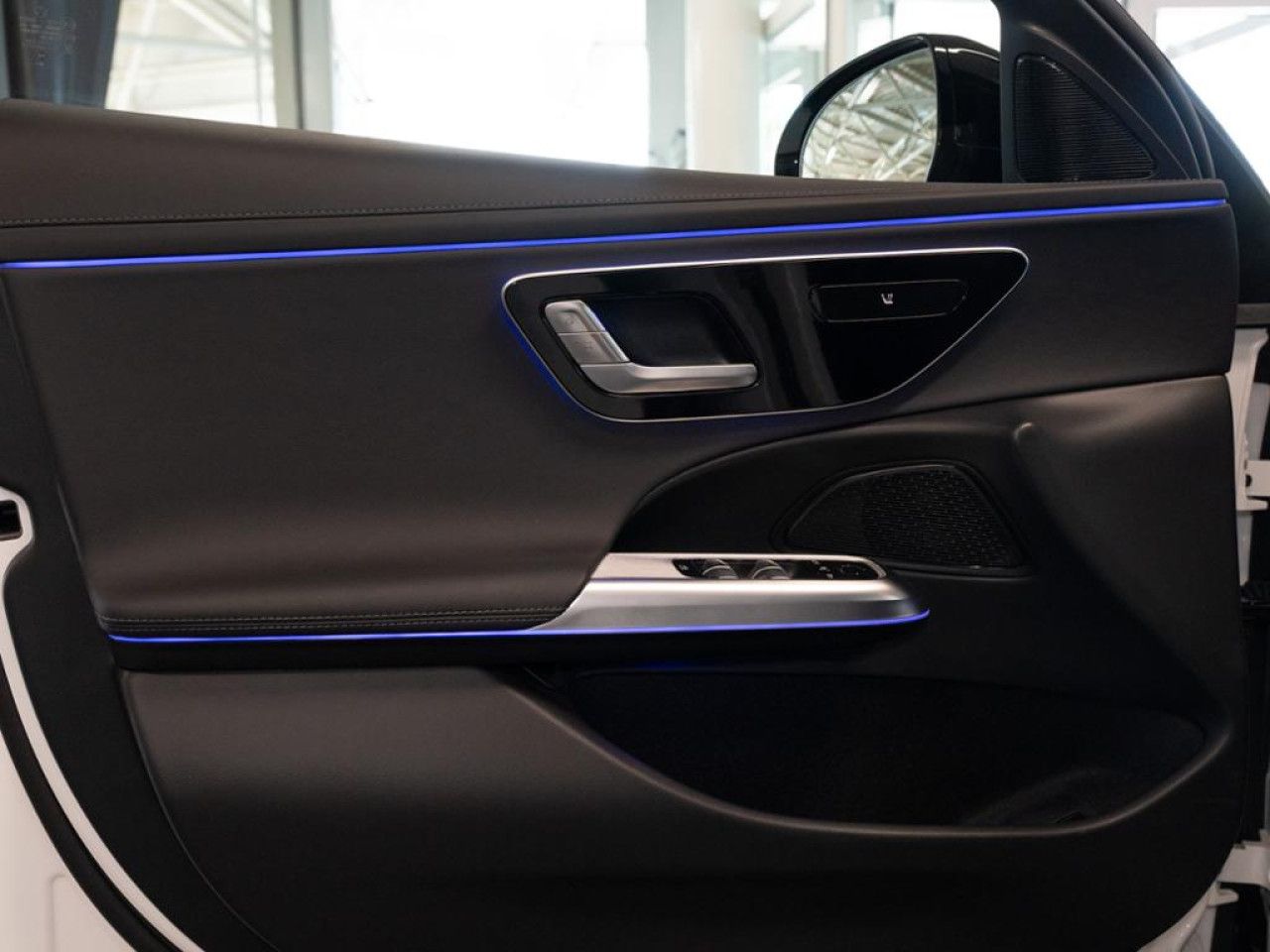 Mercedes-Benz E-Klasse – Bild 18