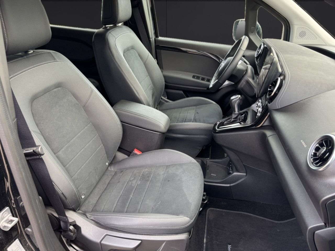 Mercedes-Benz EQT – Bild 11