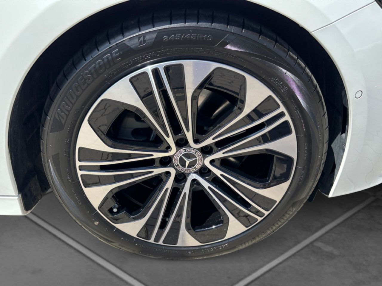 Mercedes-Benz E-Klasse – Bild 5