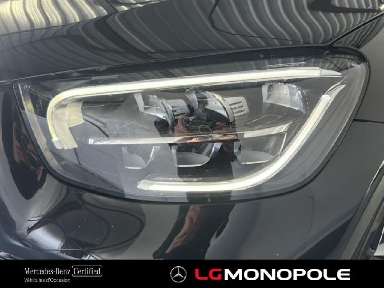 Photo du v&eacute;hicule 16 / 18