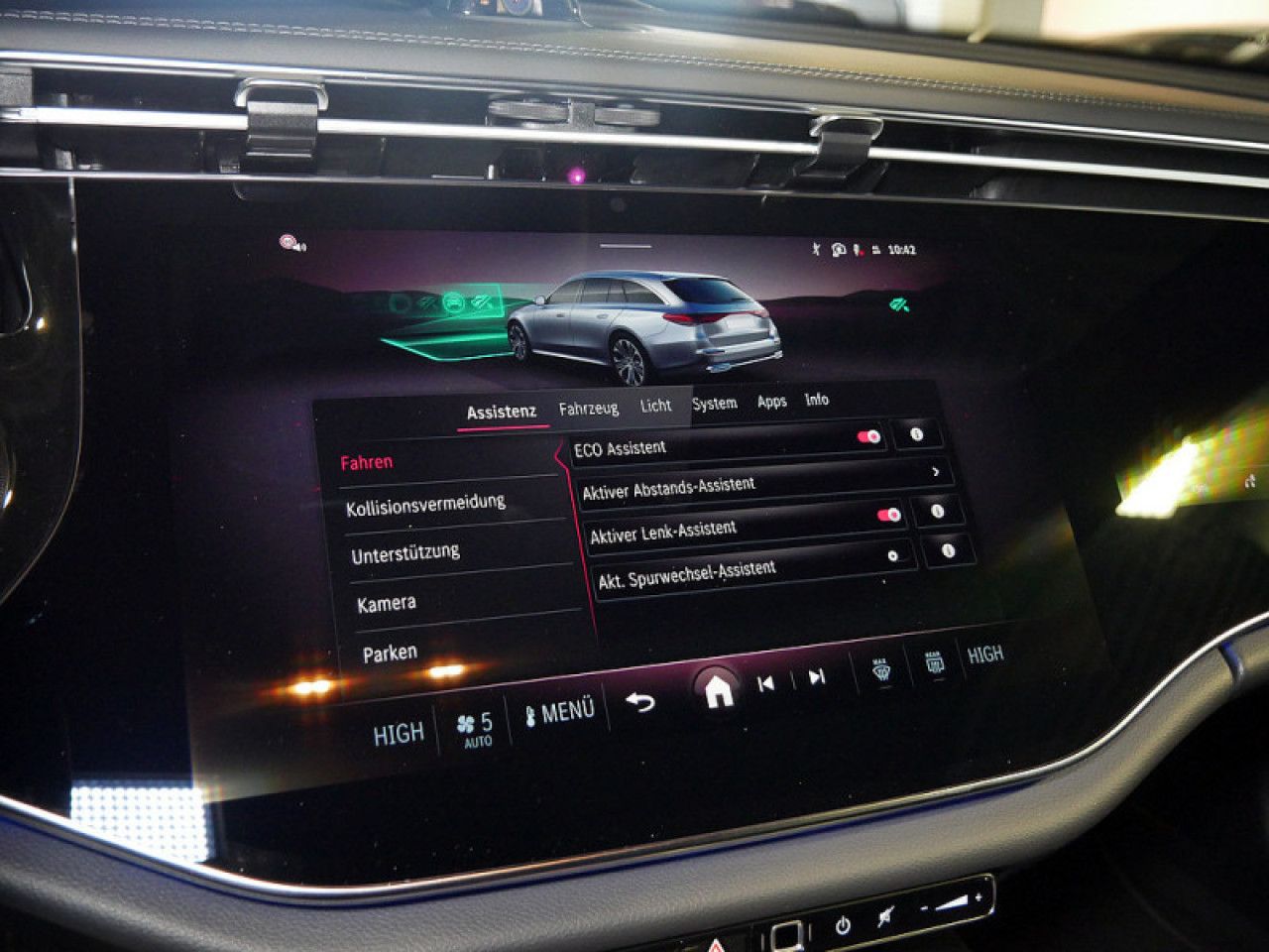 Mercedes-Benz E-Klasse – Bild 17