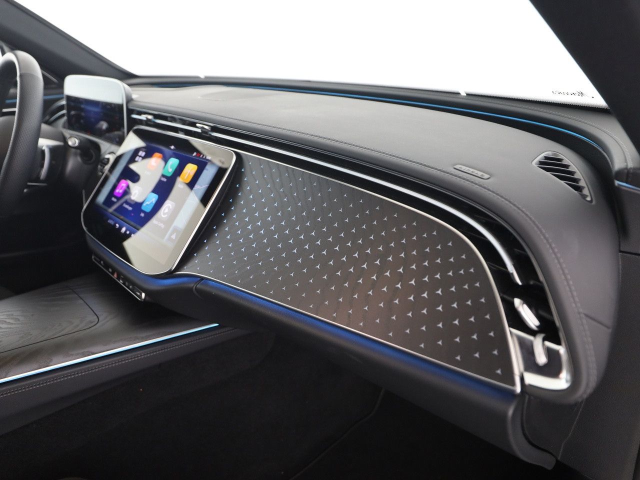 Mercedes-Benz E-Klasse – Bild 18