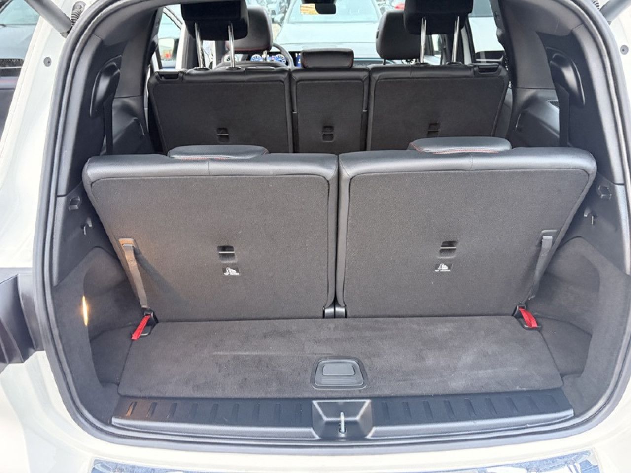 Photo du v&eacute;hicule 10 / 18