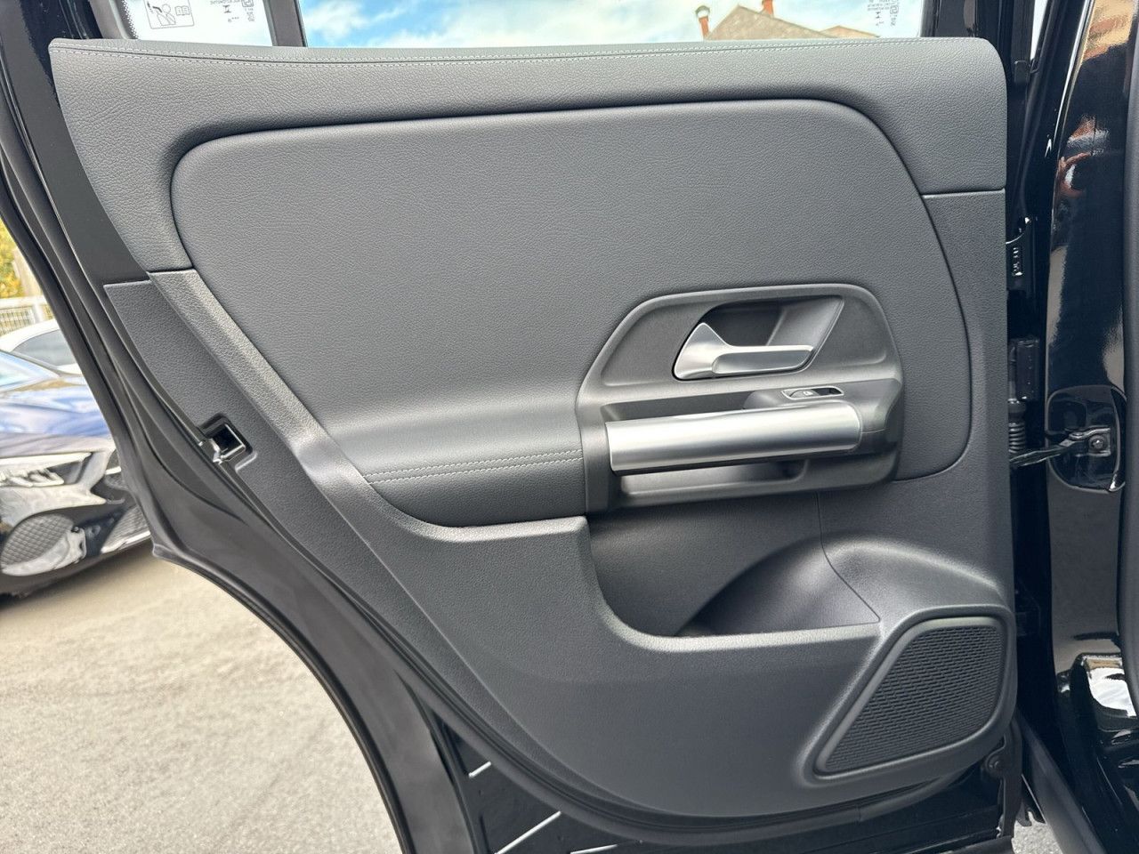 Fahrzeugbild 17 / 23