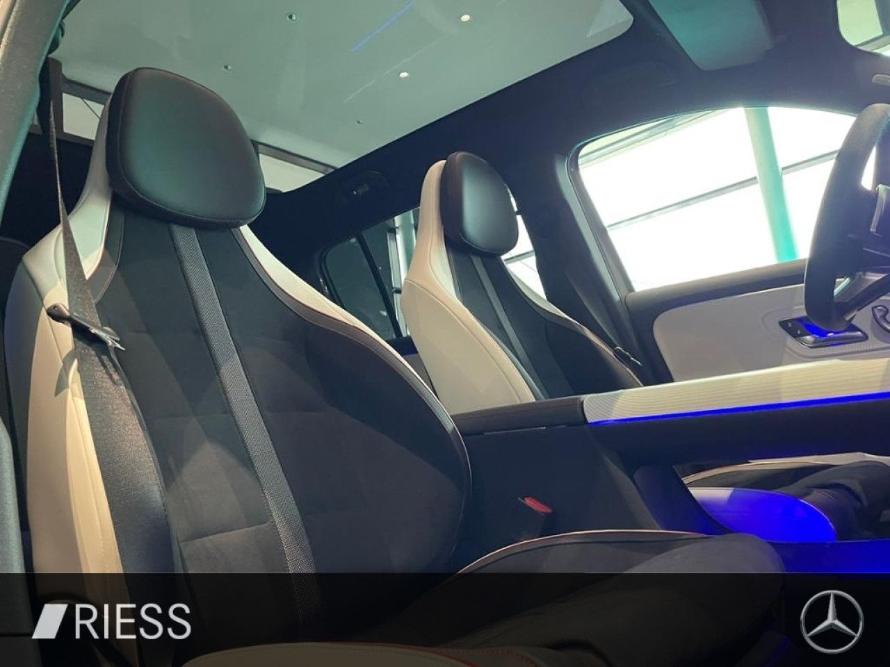 Mercedes-Benz GLB – Bild 10