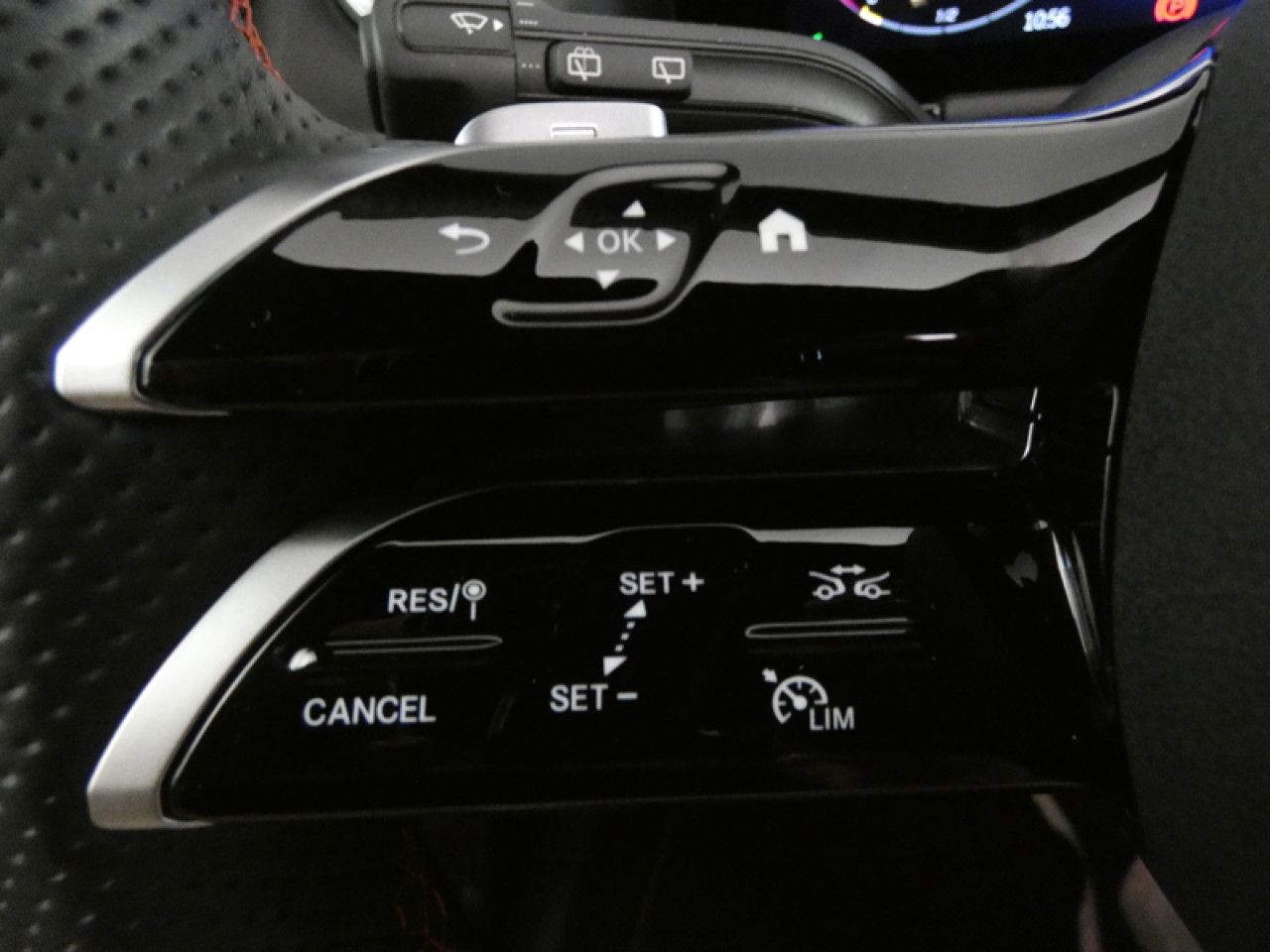 Photo du v&eacute;hicule 16 / 18