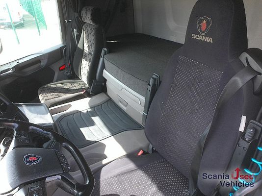 Vehicle image 8 / 20