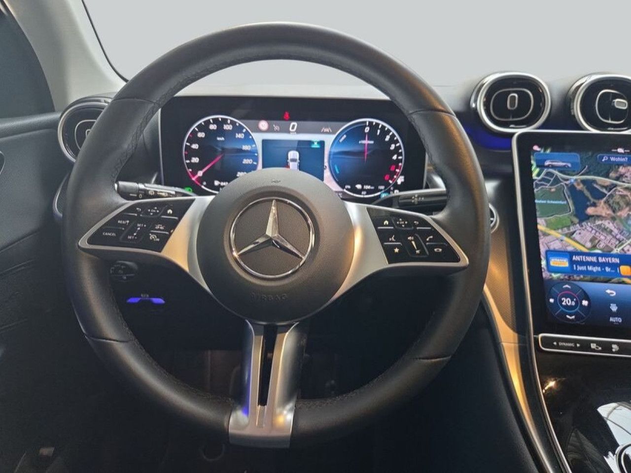 Mercedes-Benz GLC – Bild 17